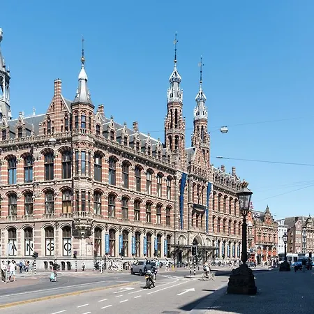 Luxurious Dam Amsterdam