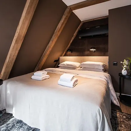 Luxurious Dam Amsterdam